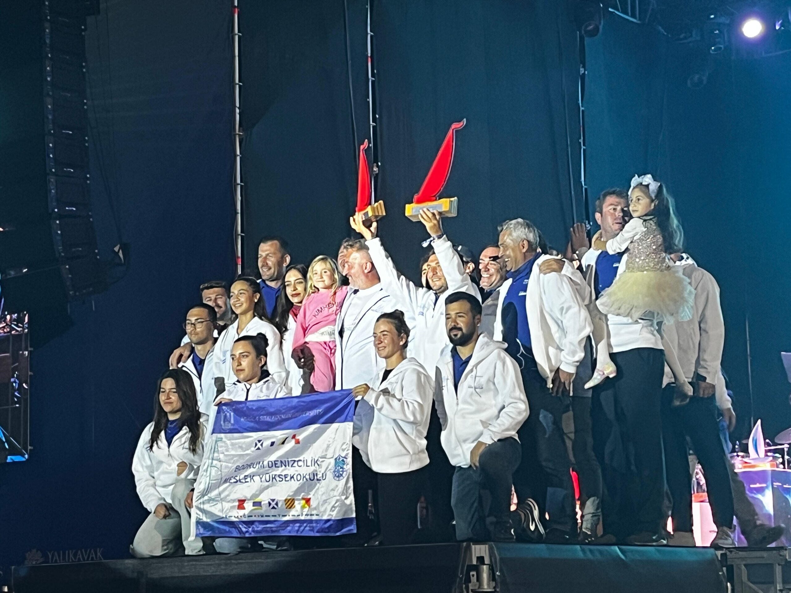 Bodrum CUP’ta MSKÜ Rüzgârı: STS Bodrum Okul Gemisi’nden 2 Kup