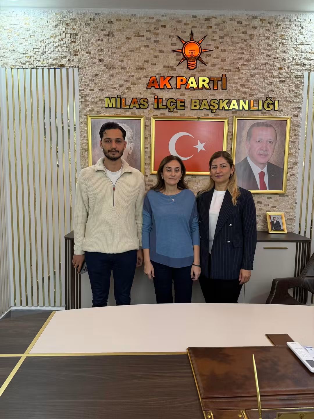 AK PARTİ MİLAS İLÇE BAŞKANI İSTİFA ETTİ