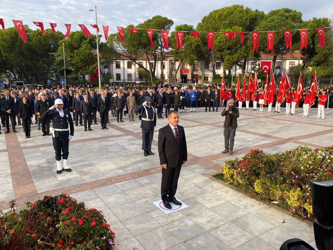 ATATÜRK,EBEDİYETE İNTİKALİNİN 87 YILINDA MUĞLA’DA TÖRENLE ANILDI