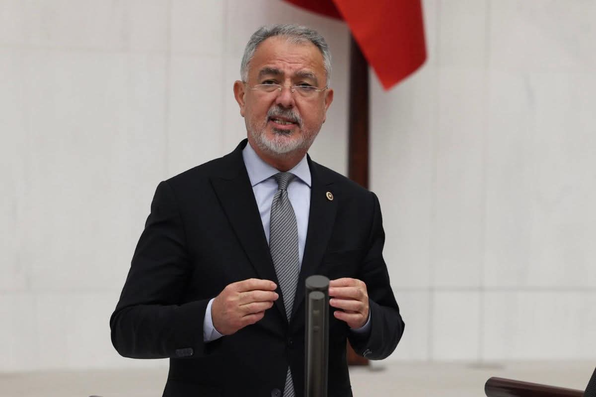 UZUN, TARIM KREDİ’DEKİ ZİMMET İDDİASINI MECLİS’E TAŞIDI