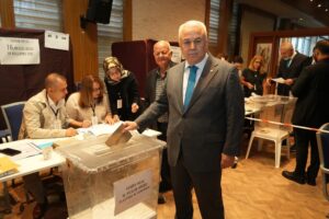 MUTSO SEÇİMLERİNDE BÜLENT KARAKUŞ GÜVEN TAZELEDİ